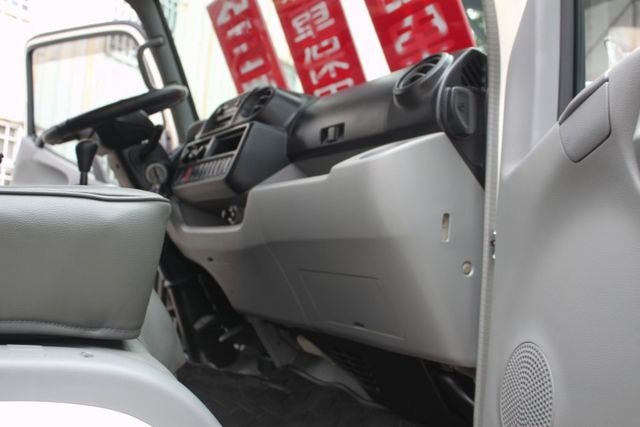 2019年日野HINO加長軸11尺半冷凍車  第16張相片