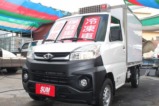 《可認證可做五大保固》《自排冷凍車》《負20度冷凍機組》 《箱厚10公分》《車廂內裝乾淨如新》  第2張相片