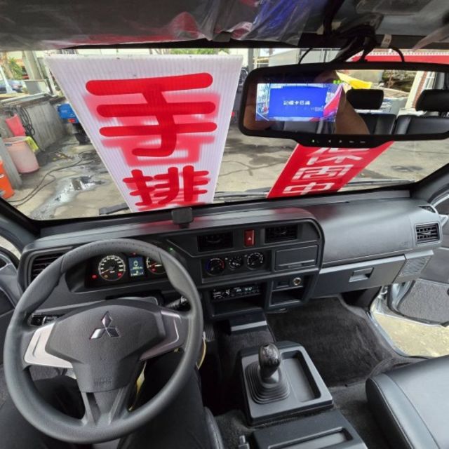 2019年八人座得利卡客貨車  第7張相片