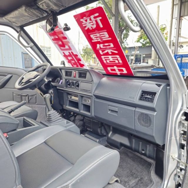 2019年八人座得利卡客貨車  第10張相片