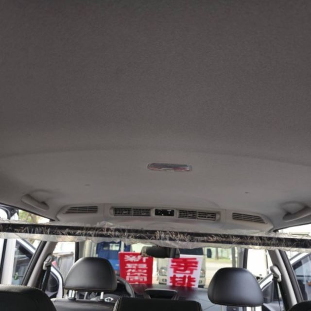 2022年Zinger精緻型客貨車 自排 配備有雙安全氣囊 定速 ABS 鋁圈 循跡防滑 原廠保養 保證里程實跑3萬9千  第17張相片