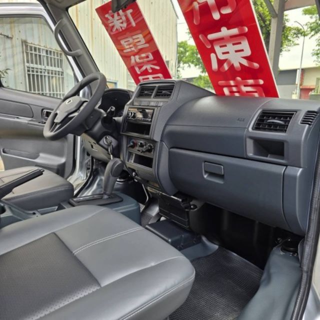 2021年自排稀有頂級A210加長版菱利  第13張相片