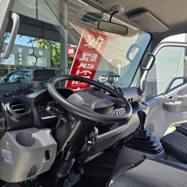 2021年Hino200三噸半  第11張相片