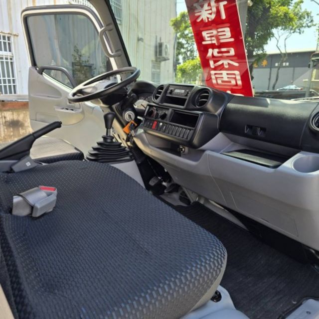 2021年Hino200三噸半  第15張相片