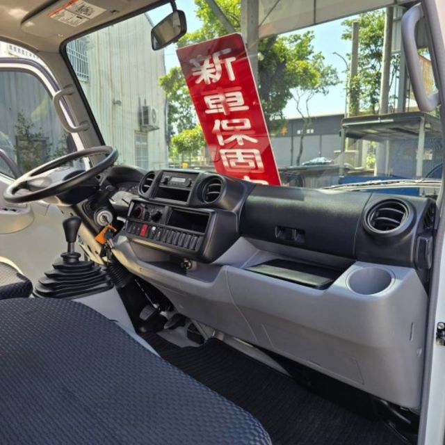 2021年Hino200三噸半  第16張相片