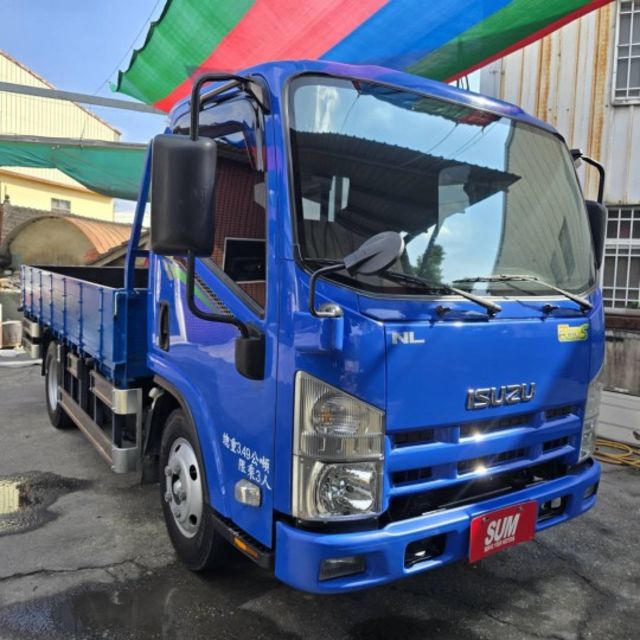 !!可認證可做五大保固 2020年ELF加長型11尺半貨車 原鈑件 升級五噸免尿素 保證里程實跑8萬6千  第1張相片