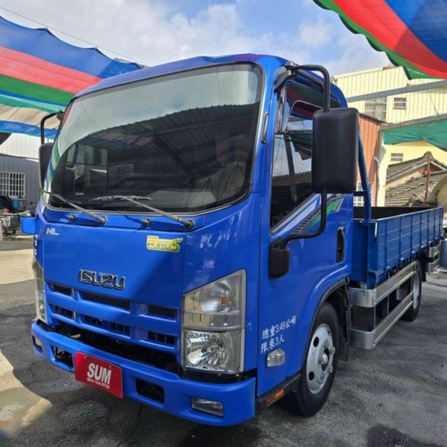 !!可認證可做五大保固 2020年ELF加長型11尺半貨車 原鈑件 升級五噸免尿素 保證里程實跑8萬6千  第2張相片