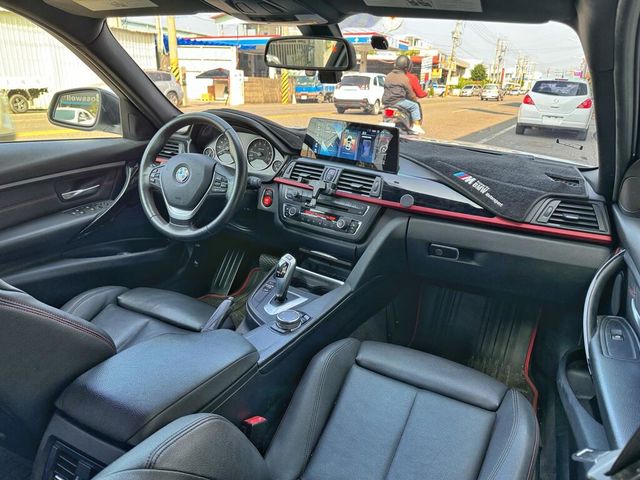 BMW寶馬 328I  第5張相片