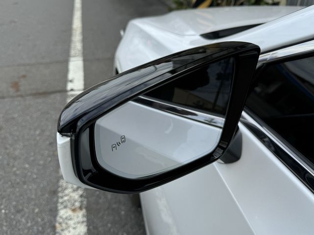 LEXUS凌志 ES300H  第11張相片