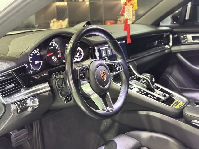 PORSCHE保時捷 PANAMERA  第4張相片