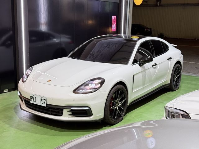PORSCHE保時捷 PANAMERA  第6張相片