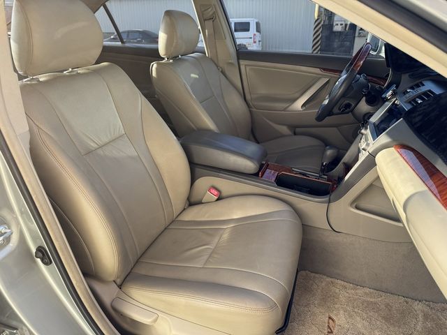TOYOTA豐田 CAMRY  第4張相片