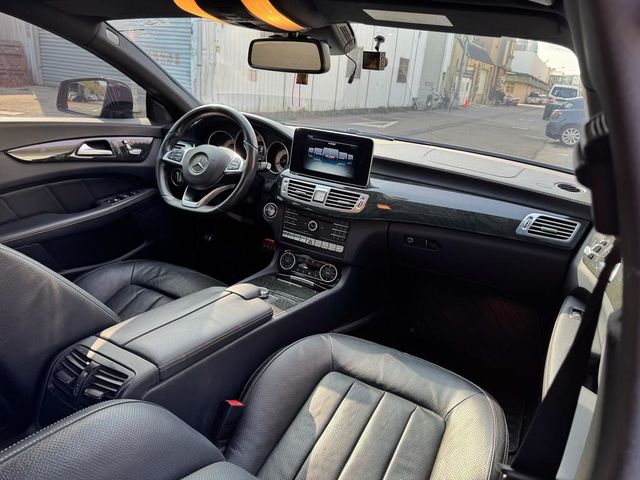 M-BENZ賓士 CLS400  第3張相片