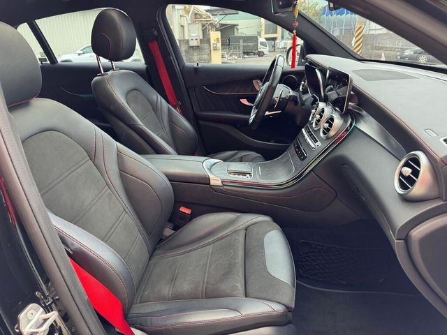 M-BENZ賓士 GLC43 AMG COUPE  第4張相片