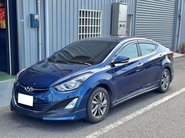HYUNDAI現代 ELANTRA  第1張相片