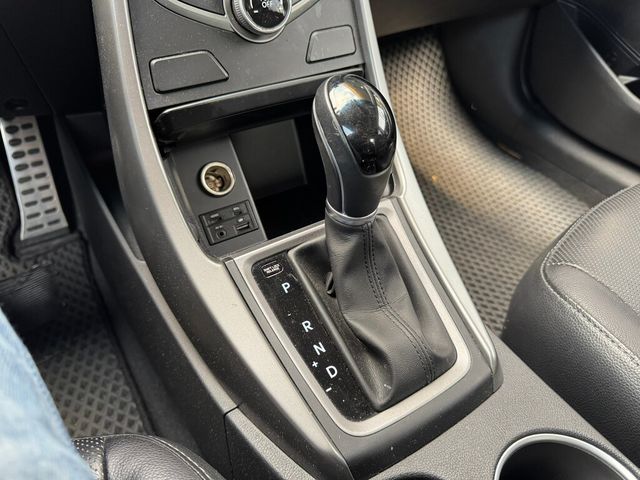 HYUNDAI現代 ELANTRA  第6張相片