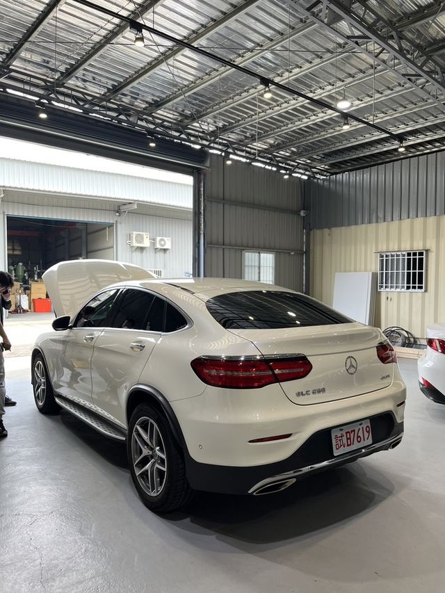 M-BENZ賓士 GLC250  第2張相片