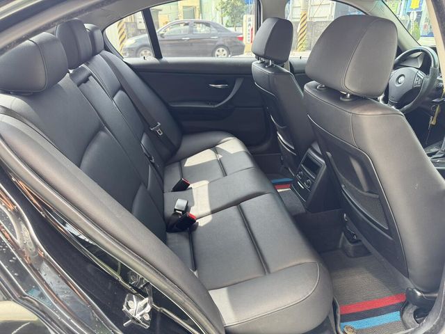 BMW寶馬 320  第5張相片