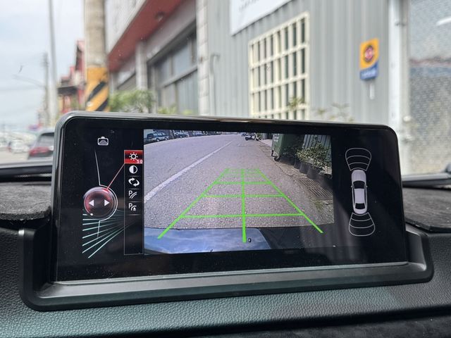 BMW寶馬 320  第11張相片