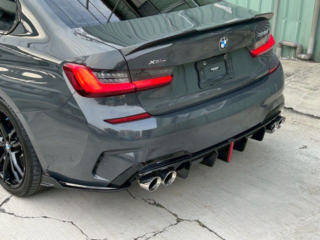 BMW寶馬 330I  第2張相片