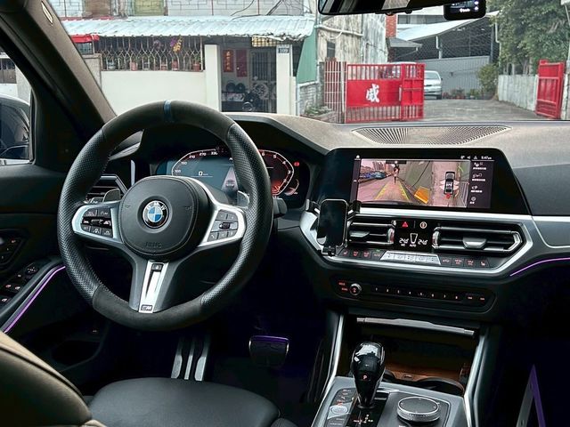 BMW寶馬 330I  第7張相片