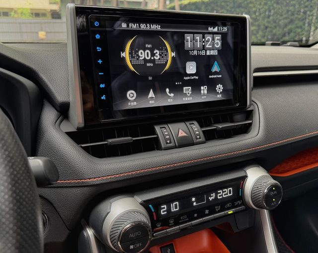 TOYOTA豐田 RAV4  第10張相片
