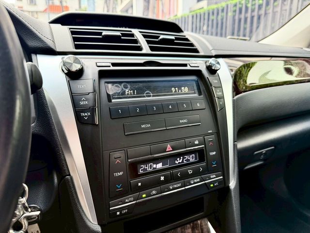 TOYOTA豐田 CAMRY  第13張相片