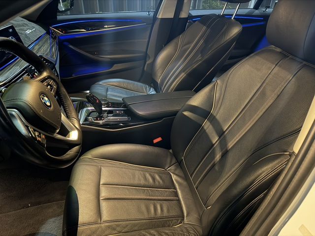 BMW寶馬 520I  第5張相片