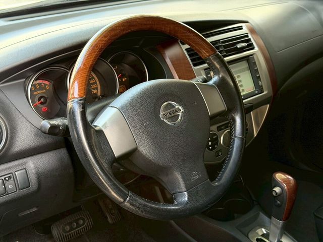 NISSAN日產 LIVINA  第3張相片