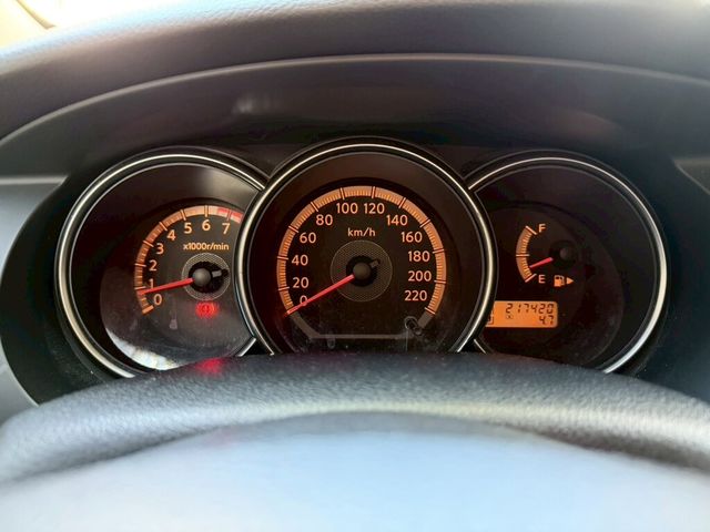 NISSAN日產 LIVINA  第12張相片