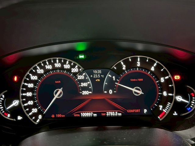 BMW寶馬 520I  第3張相片