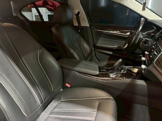 BMW寶馬 520I  第5張相片