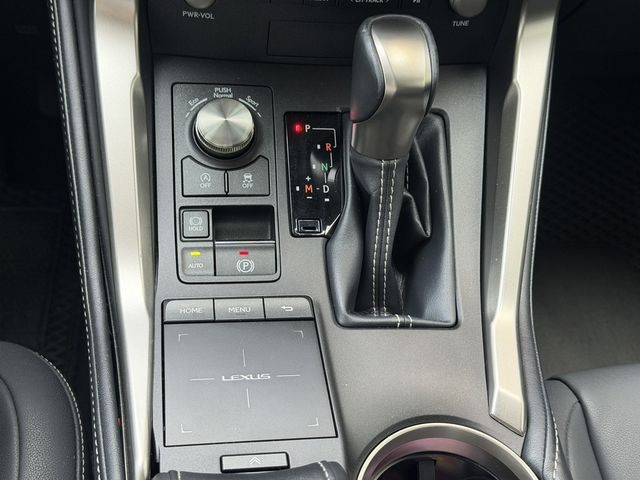 LEXUS凌志 NX200  第10張相片