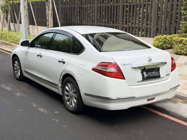 NISSAN日產 TEANA  第2張相片