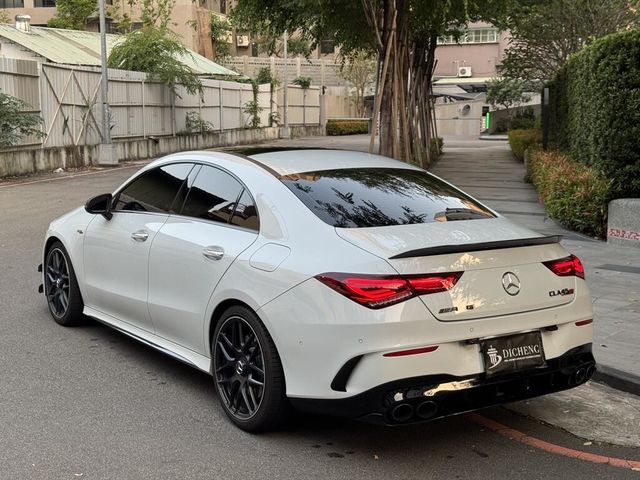 M-BENZ賓士 CLA45 AMG  第2張相片