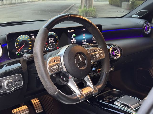 M-BENZ賓士 CLA45 AMG  第3張相片