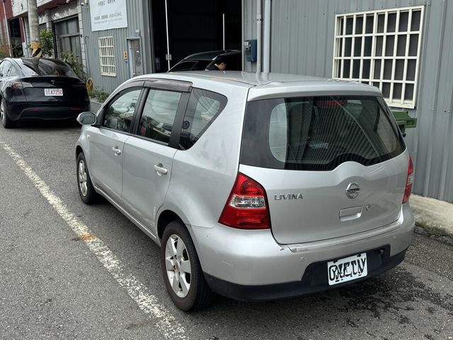 NISSAN日產 LIVINA  第2張相片