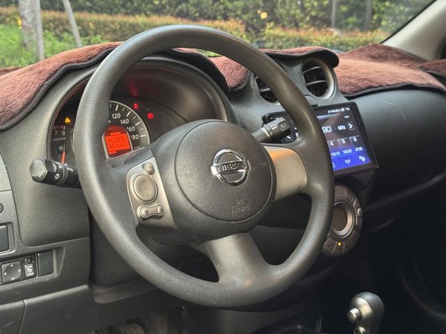 NISSAN日產 MARCH  第3張相片