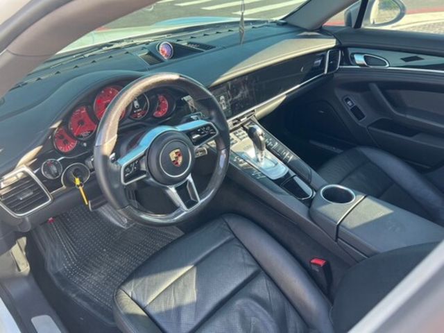 PORSCHE保時捷 PANAMERA  第4張相片