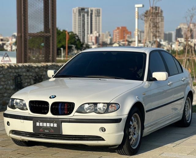 BMW寶馬 318IA  第1張相片