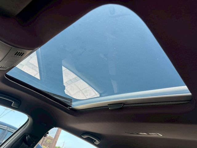 VOLKSWAGEN福斯 GOLF GTI  第7張相片