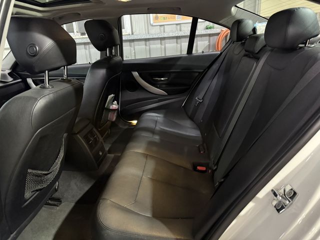 BMW寶馬 328I  第4張相片