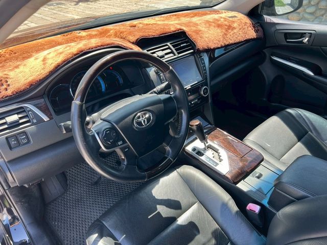 TOYOTA豐田 CAMRY HYBRID  第3張相片