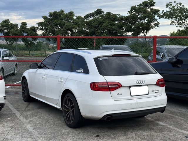 AUDI奧迪 A4 AVANT  第2張相片