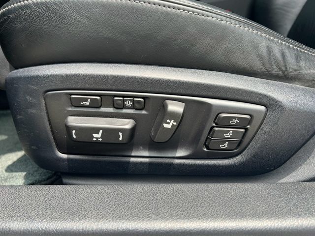 LEXUS凌志 GS300H  第13張相片