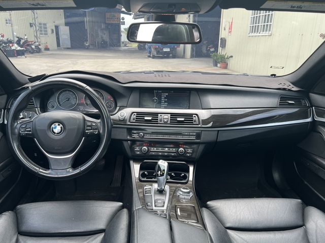 BMW寶馬 528I  第4張相片
