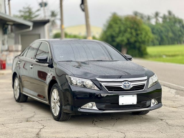 TOYOTA豐田 CAMRY HYBRID  第2張相片