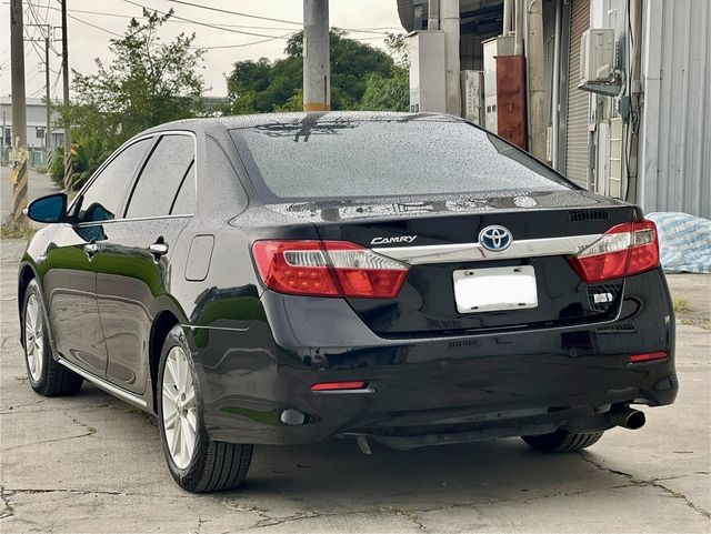 TOYOTA豐田 CAMRY HYBRID  第4張相片