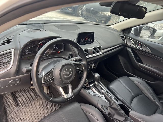 MAZDA馬自達 MAZDA 3  第5張相片