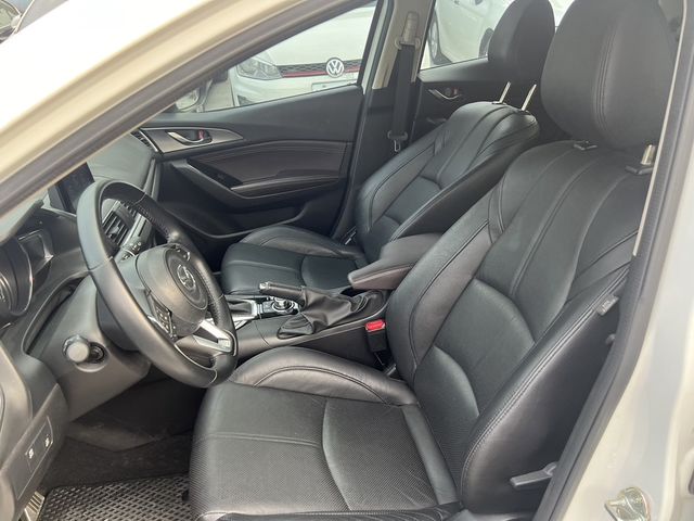 MAZDA馬自達 MAZDA 3  第6張相片